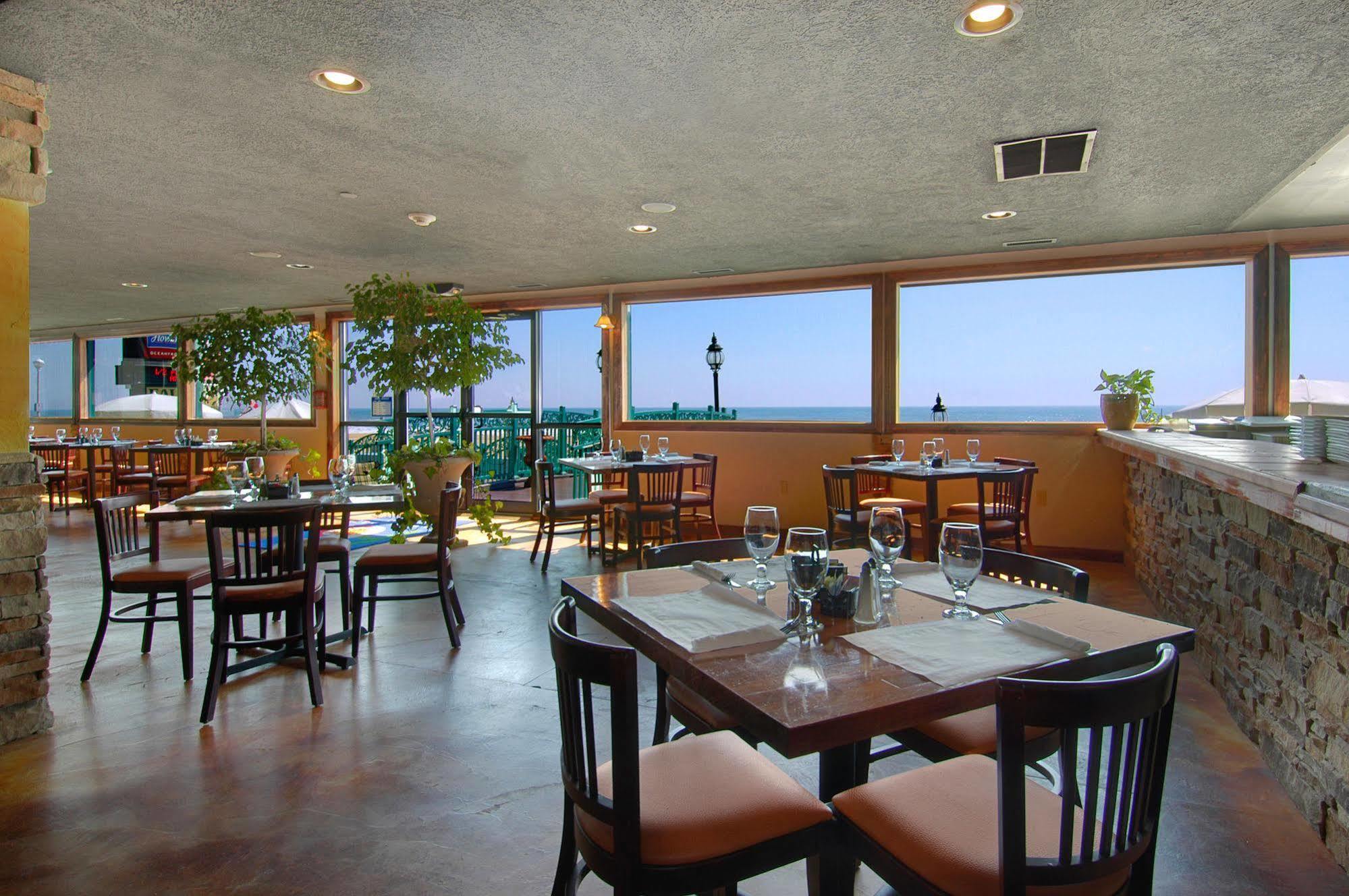 Howard Johnson Plaza By Wyndham Ocean City Oceanfront Restaurante foto